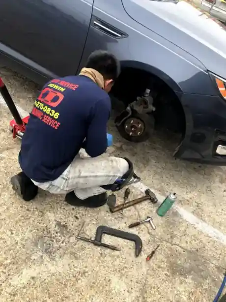 Edwin Tire Shop mobile mechanic and brake repair service in Brentwood MD